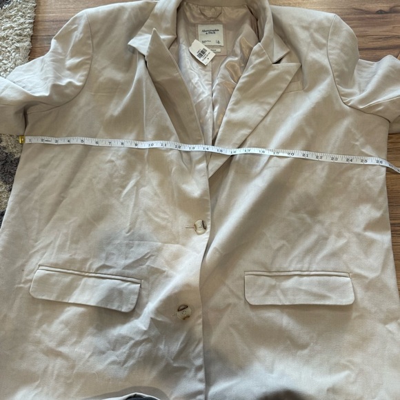 NWT Abercrombie & Fitch Boyfriend Oversized Blazer Tan - Picture 5 of 7